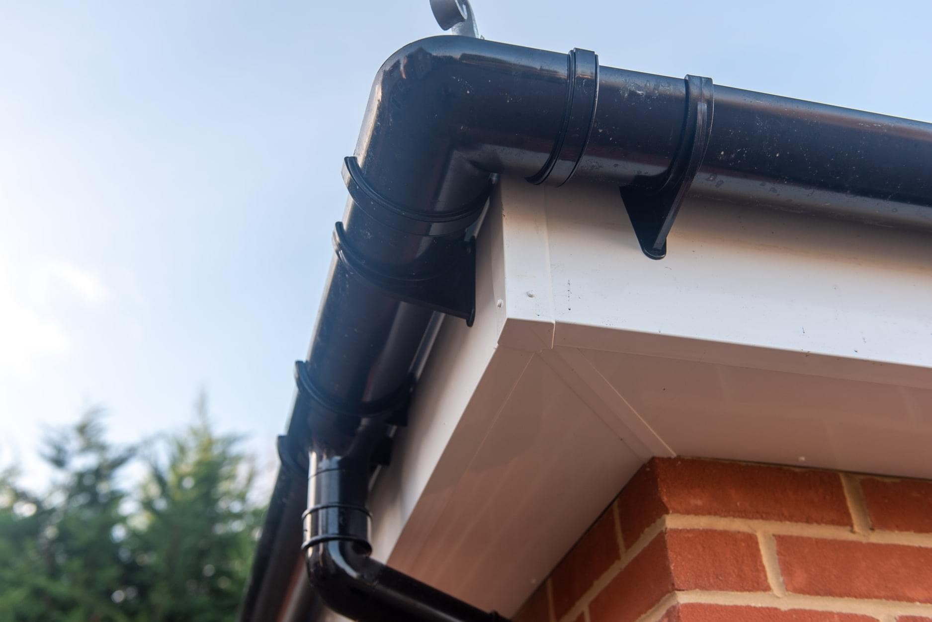 Gutter Joint Leaking? How to Fix It Properly